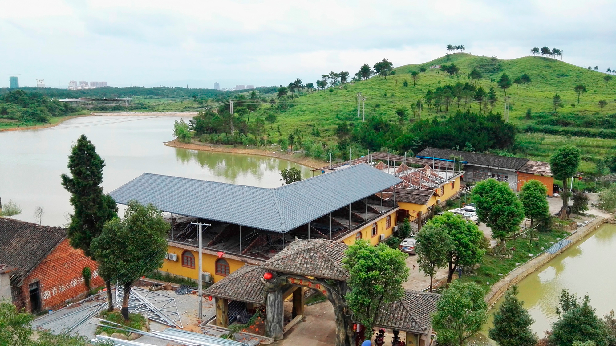 關(guān)于合成樹(shù)脂瓦行業(yè)的3大謠言，學(xué)到就是賺到！